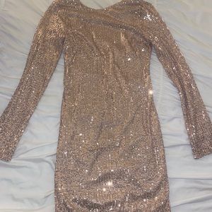 Perfect Party Dress - worn only once. Great material and quality .